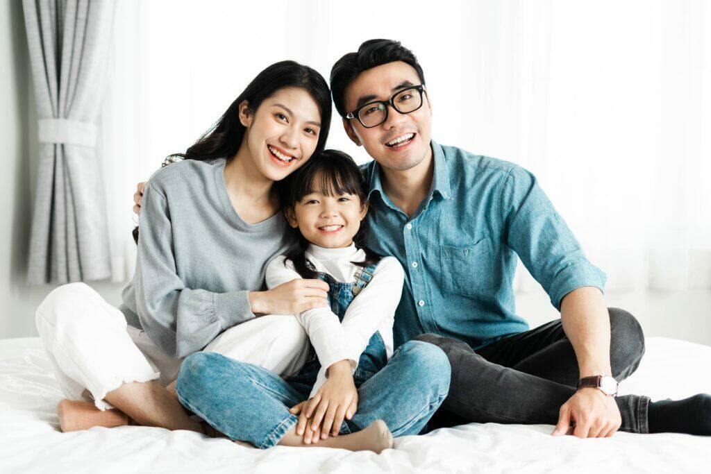2024華興健保開放投保，不論個人或是家庭都能透過華興保險購買適合的保險。