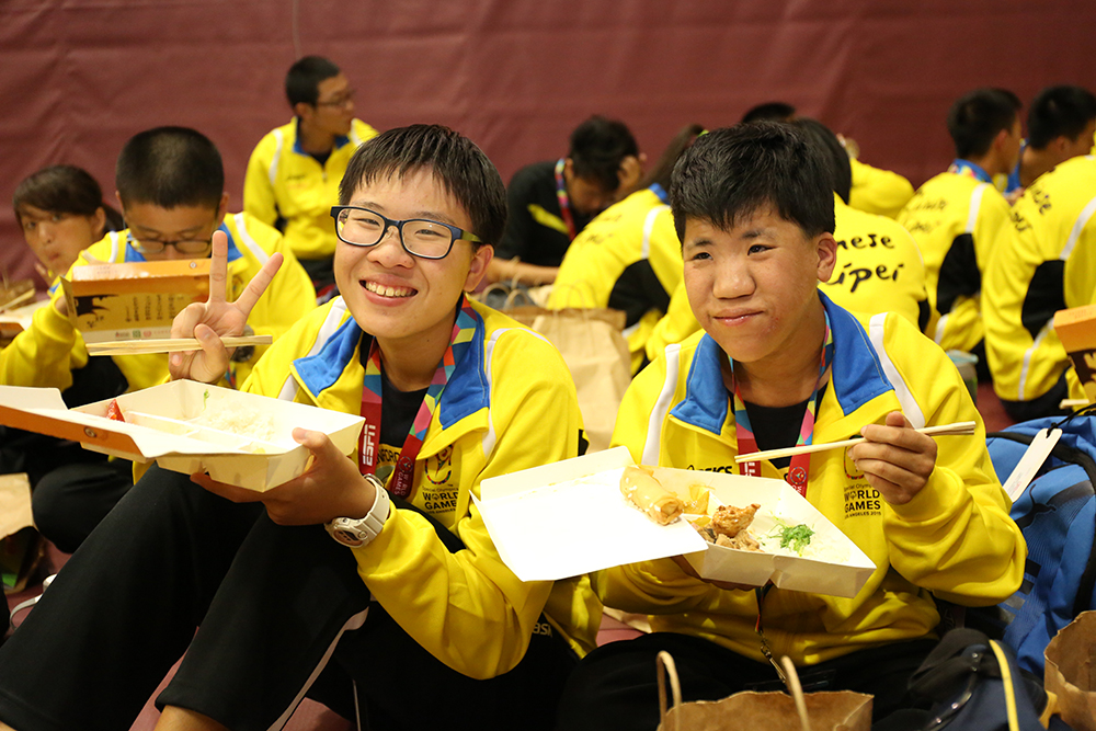 KCAL Insurance Agency President Provides Lunches for Chinese Taipei Special Olympics Athletes