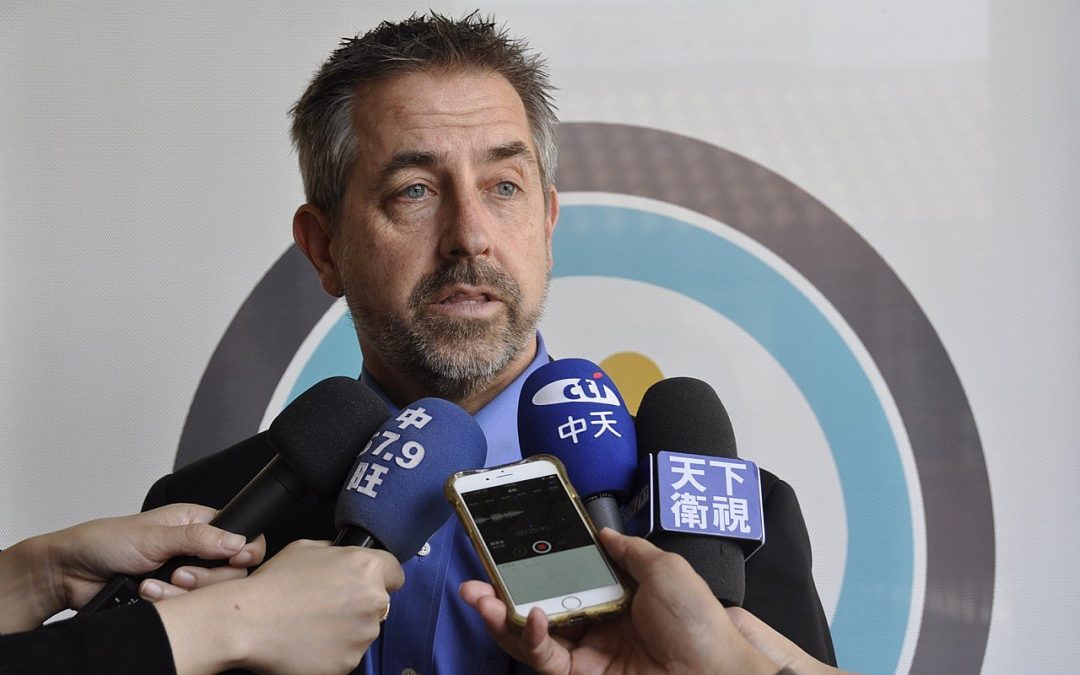 加州全保執行長再度來訪華興保險